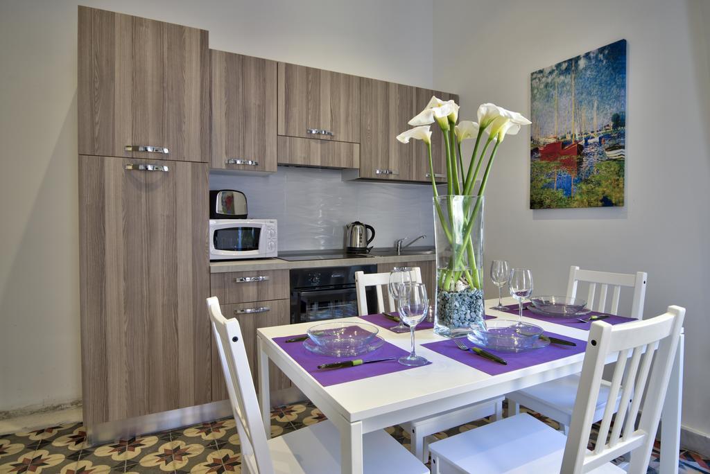 Cozy And Modern Valletta 1-Bedroom Bilik gambar