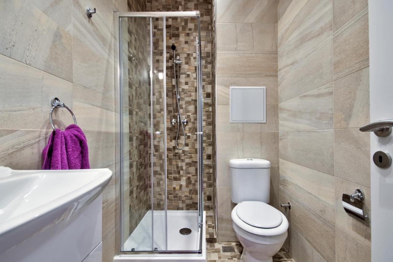 Cozy And Modern Valletta 1-Bedroom Bilik gambar